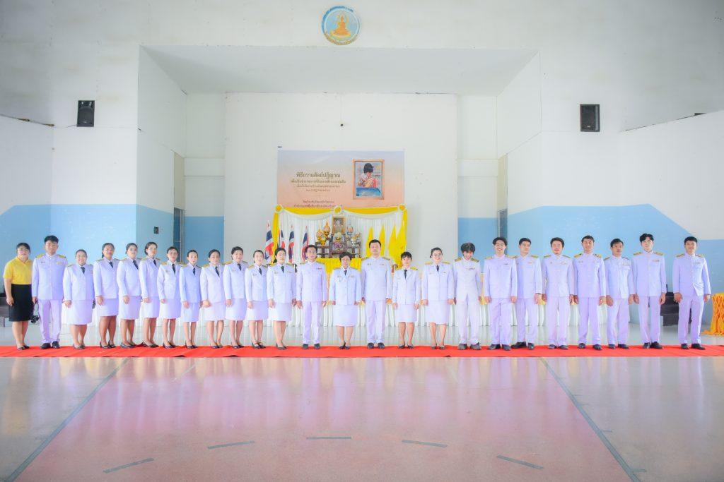 LINE_ALBUM_วันเฉลิมพระชนมพรรษา พระบาทสมเด็จพระเ_2
